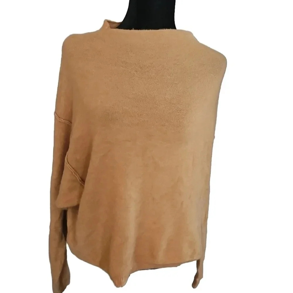 Women's Tan Sweater